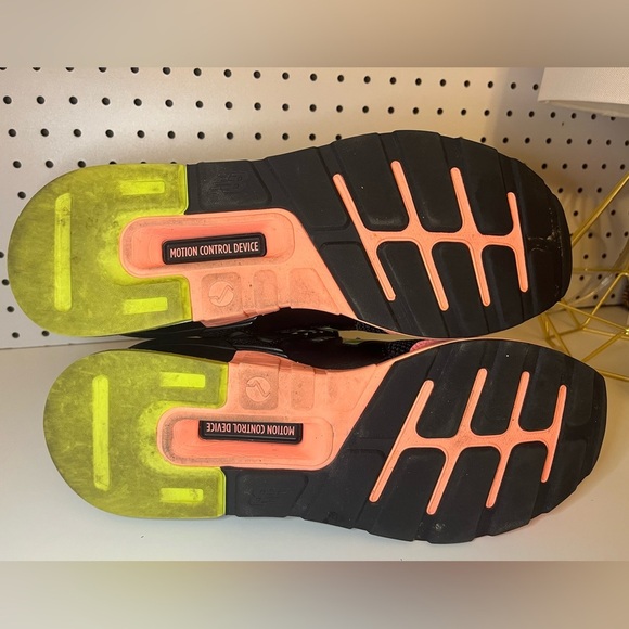 New Balance 997S Kawhi Leonard Sunrise - Picture 16 of 17